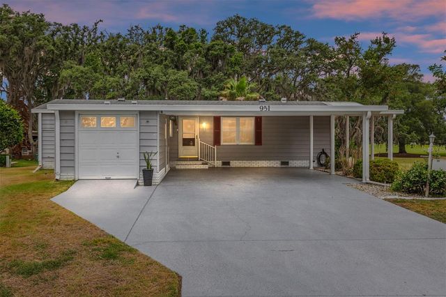 951 OLEANDER STREET, Lady Lake, FL 32159