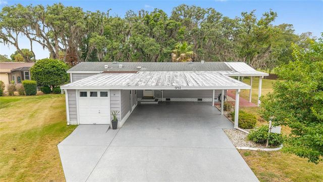 951 OLEANDER STREET, Lady Lake, FL 32159