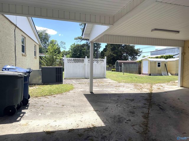 743 West Arbor Drive, Huntsville, AL 35811