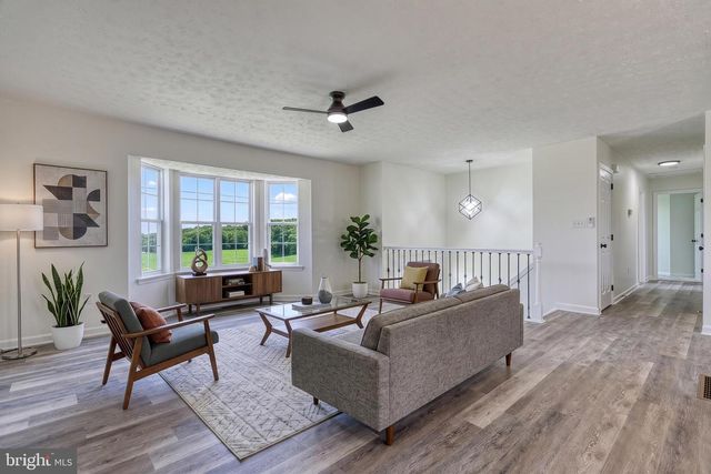 950 TRINITY RD, Felton, PA 17322