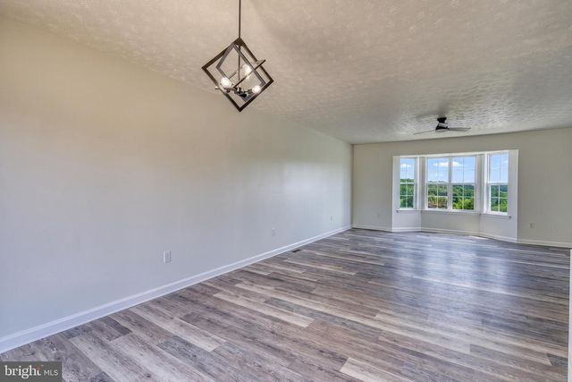 950 TRINITY RD, Felton, PA 17322