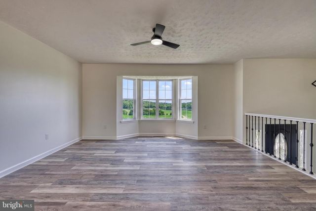 950 TRINITY RD, Felton, PA 17322