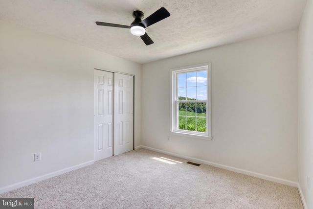 950 TRINITY RD, Felton, PA 17322