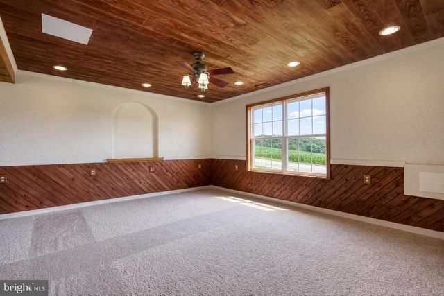 950 TRINITY RD, Felton, PA 17322