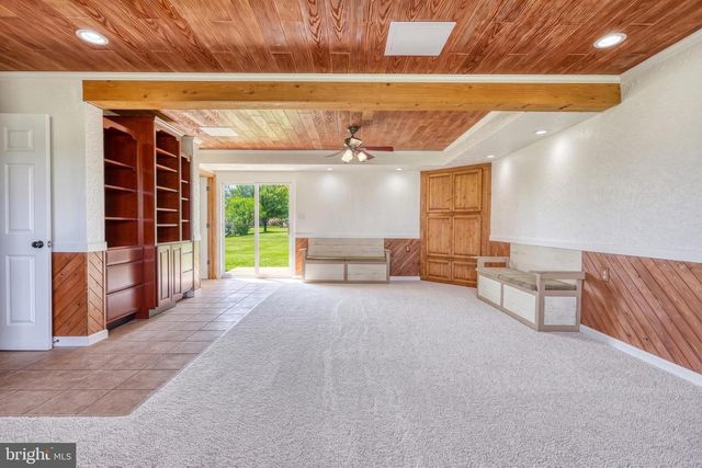 950 TRINITY RD, Felton, PA 17322