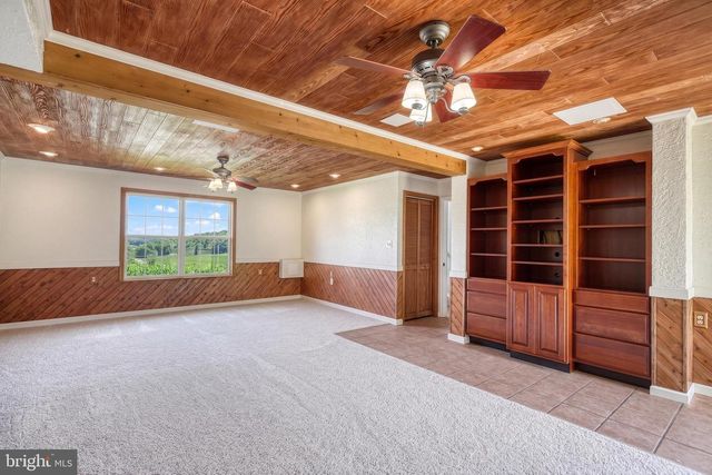 950 TRINITY RD, Felton, PA 17322
