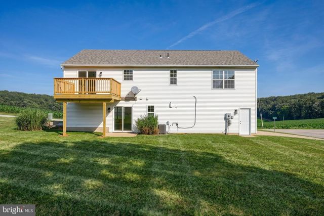 950 TRINITY RD, Felton, PA 17322