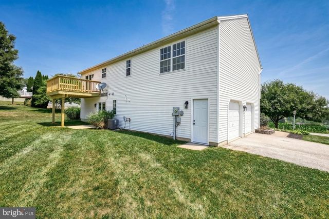 950 TRINITY RD, Felton, PA 17322