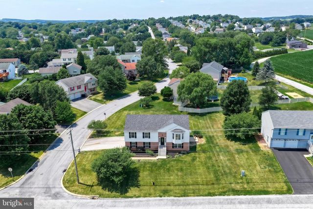 950 TRINITY RD, Felton, PA 17322