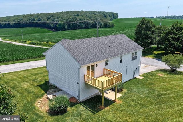 950 TRINITY RD, Felton, PA 17322