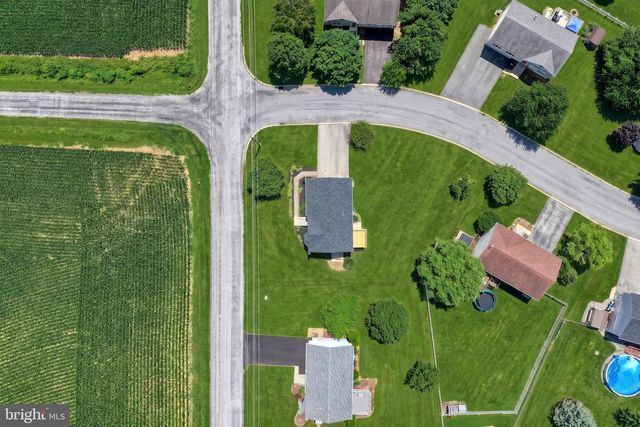 950 TRINITY RD, Felton, PA 17322