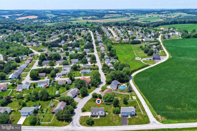 950 TRINITY RD, Felton, PA 17322