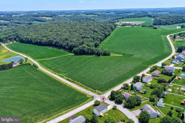 950 TRINITY RD, Felton, PA 17322