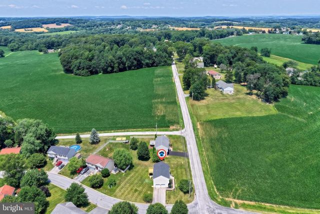 950 TRINITY RD, Felton, PA 17322