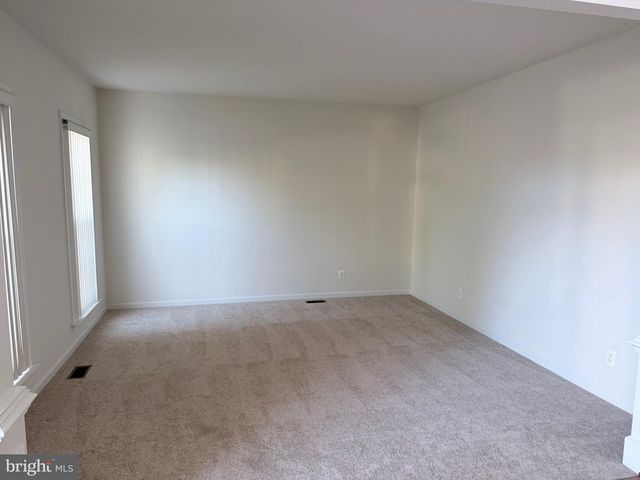 5970 SPOUT SPRING CT, Haymarket, VA 20169