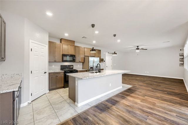 845 Riverlawn Place, Las Vegas, NV 89138