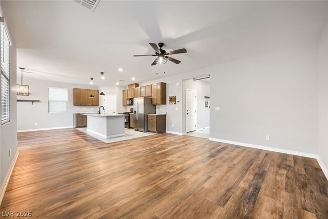845 Riverlawn Place, Las Vegas, NV 89138