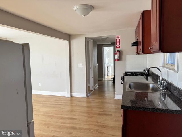 126 STOCKTON ST, Hightstown, NJ 08520