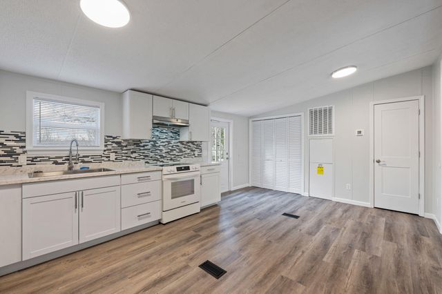 8528 Ooltewah Harrison Road, Ooltewah, TN 37363