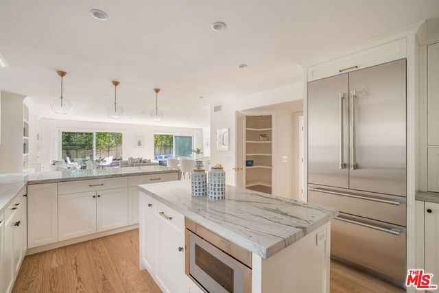 1736 Michael Lane, Pacific Palisades, CA 90272