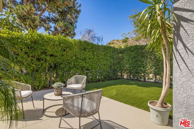 1736 Michael Lane, Pacific Palisades, CA 90272