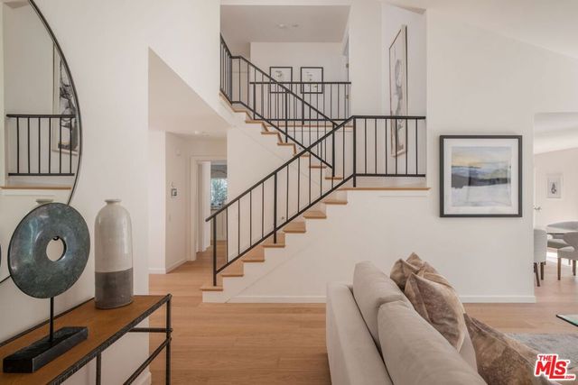 1736 Michael Lane, Pacific Palisades, CA 90272