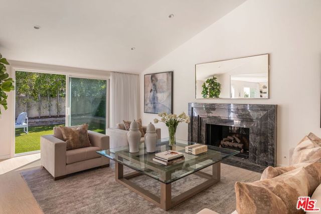1736 Michael Lane, Pacific Palisades, CA 90272