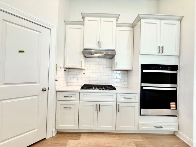 471 Young ST, Buda, TX 78610