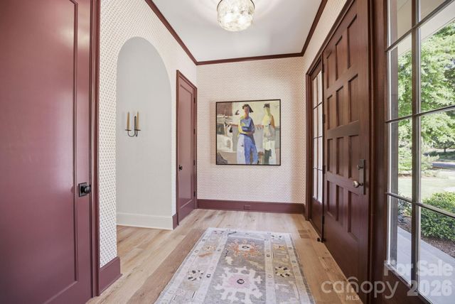 2710 Briarcliff Place, Charlotte, NC 28207