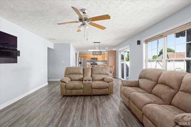 23 Freeman Drive, Rossville, IN 46065