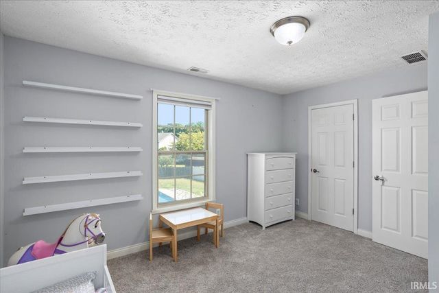 23 Freeman Drive, Rossville, IN 46065