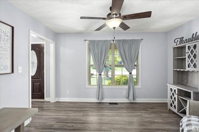 23 Freeman Drive, Rossville, IN 46065