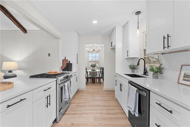 17813 E 26th Street, Independence, MO 64057