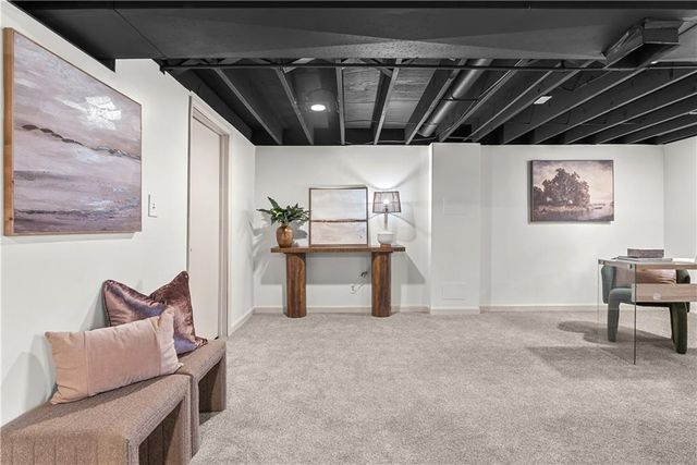 17813 E 26th Street, Independence, MO 64057