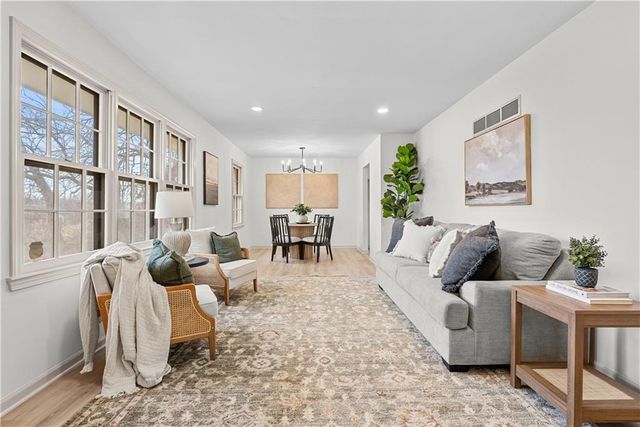 17813 E 26th Street, Independence, MO 64057