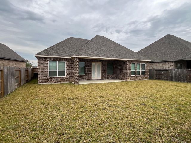 1806 Grass Valley Drive, Iowa Colony, TX 77583