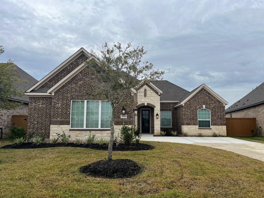 1806 Grass Valley Drive, Iowa Colony, TX 77583