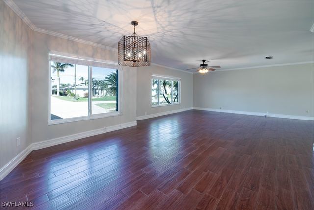 3125 SE 22nd AVE, Cape Coral, FL 33904