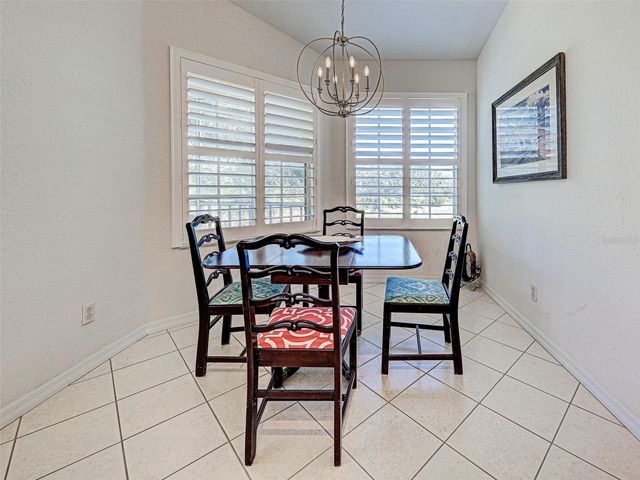 703 CASA DEL LAGO WAY 703, Venice, FL 34292