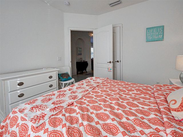 703 CASA DEL LAGO WAY 703, Venice, FL 34292