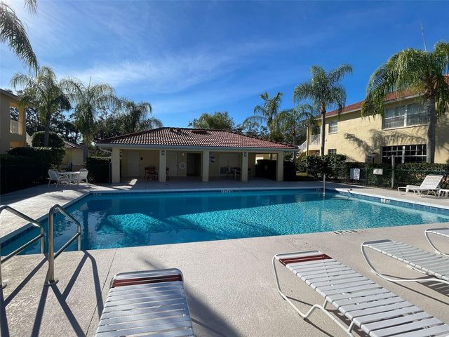 703 CASA DEL LAGO WAY 703, Venice, FL 34292