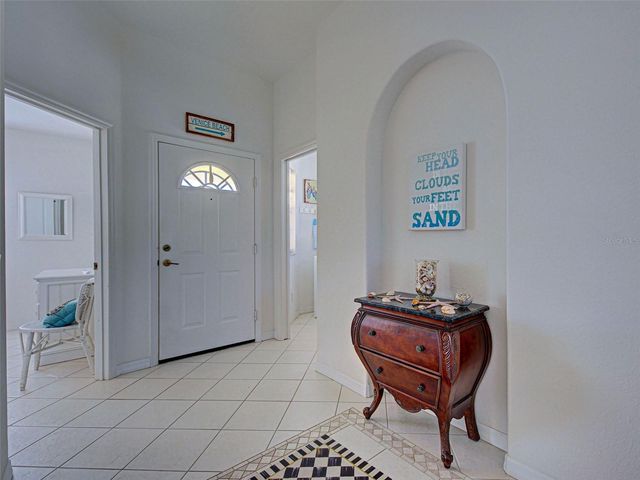 703 CASA DEL LAGO WAY 703, Venice, FL 34292