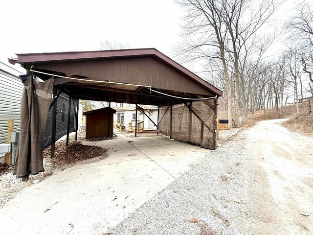 11154 N Landing Road, Monticello, IN 47960
