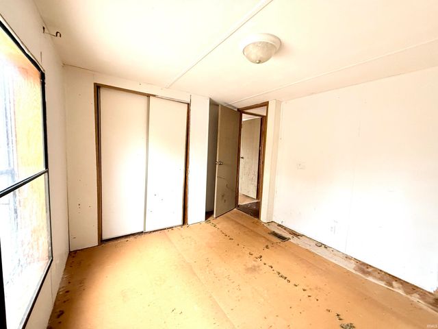 11154 N Landing Road, Monticello, IN 47960