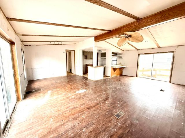 11154 N Landing Road, Monticello, IN 47960