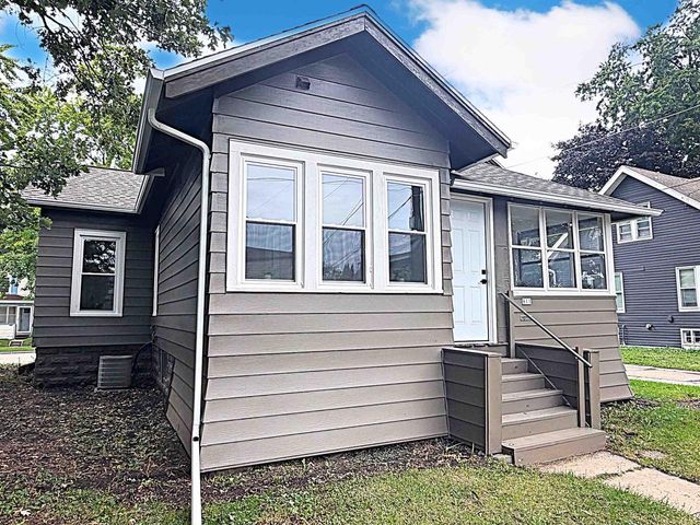 811 RANDALL PLACE, Oshkosh, WI 54901