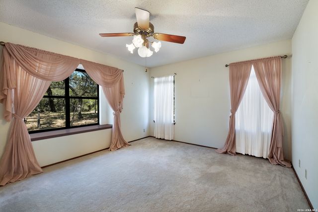 19824 chimney creek, Helotes, TX 78023