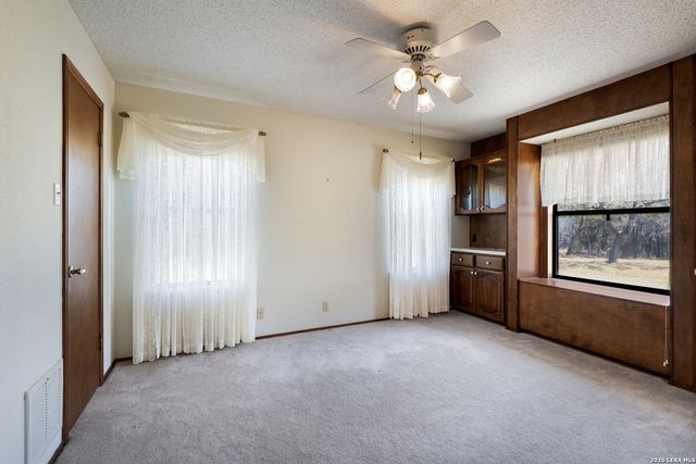 19824 chimney creek, Helotes, TX 78023