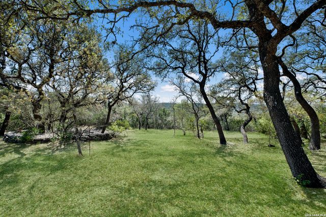 19824 chimney creek, Helotes, TX 78023