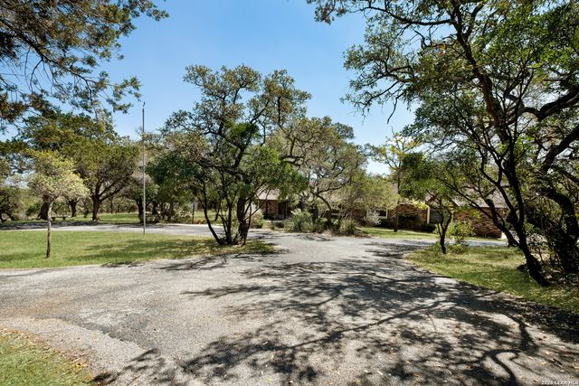 19824 chimney creek, Helotes, TX 78023